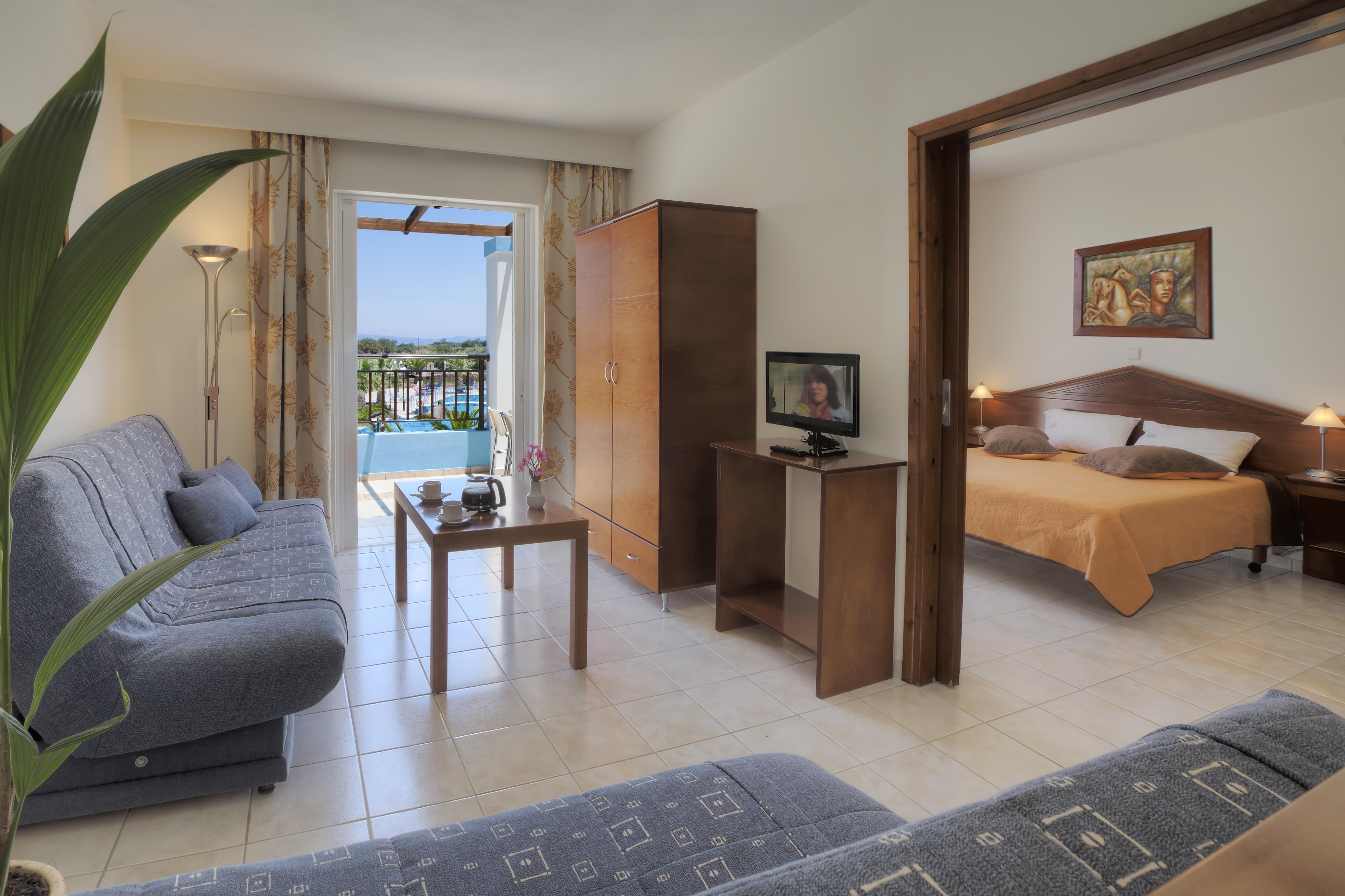 Corali Hotel Tigkaki  Bilik gambar