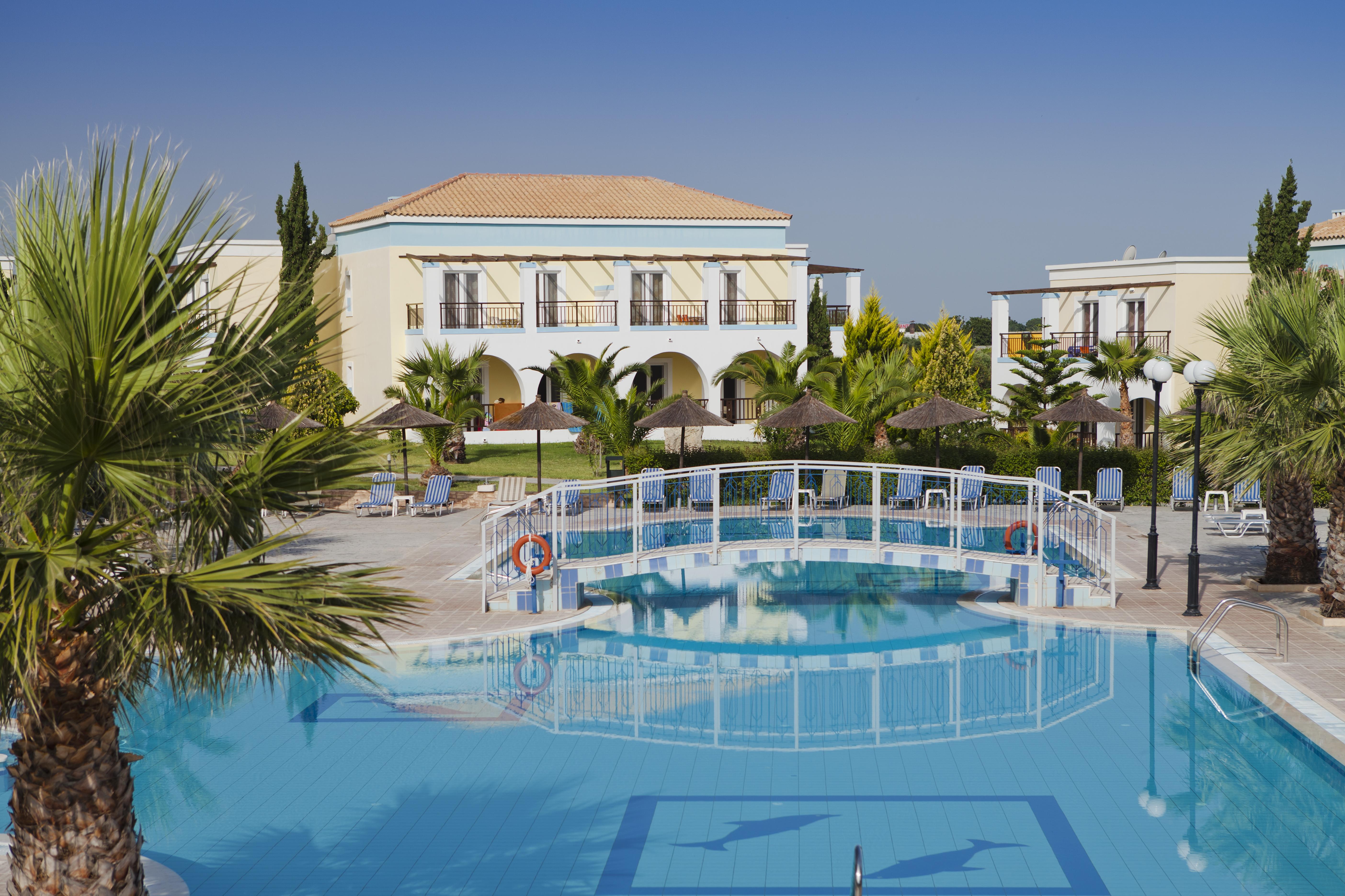 Corali Hotel Tigkaki  Luaran gambar