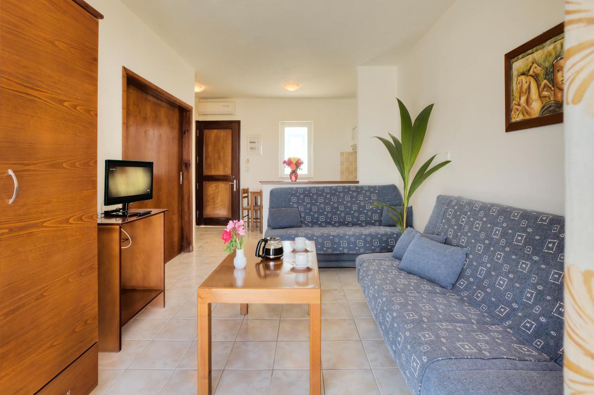 Corali Hotel Tigkaki  Luaran gambar